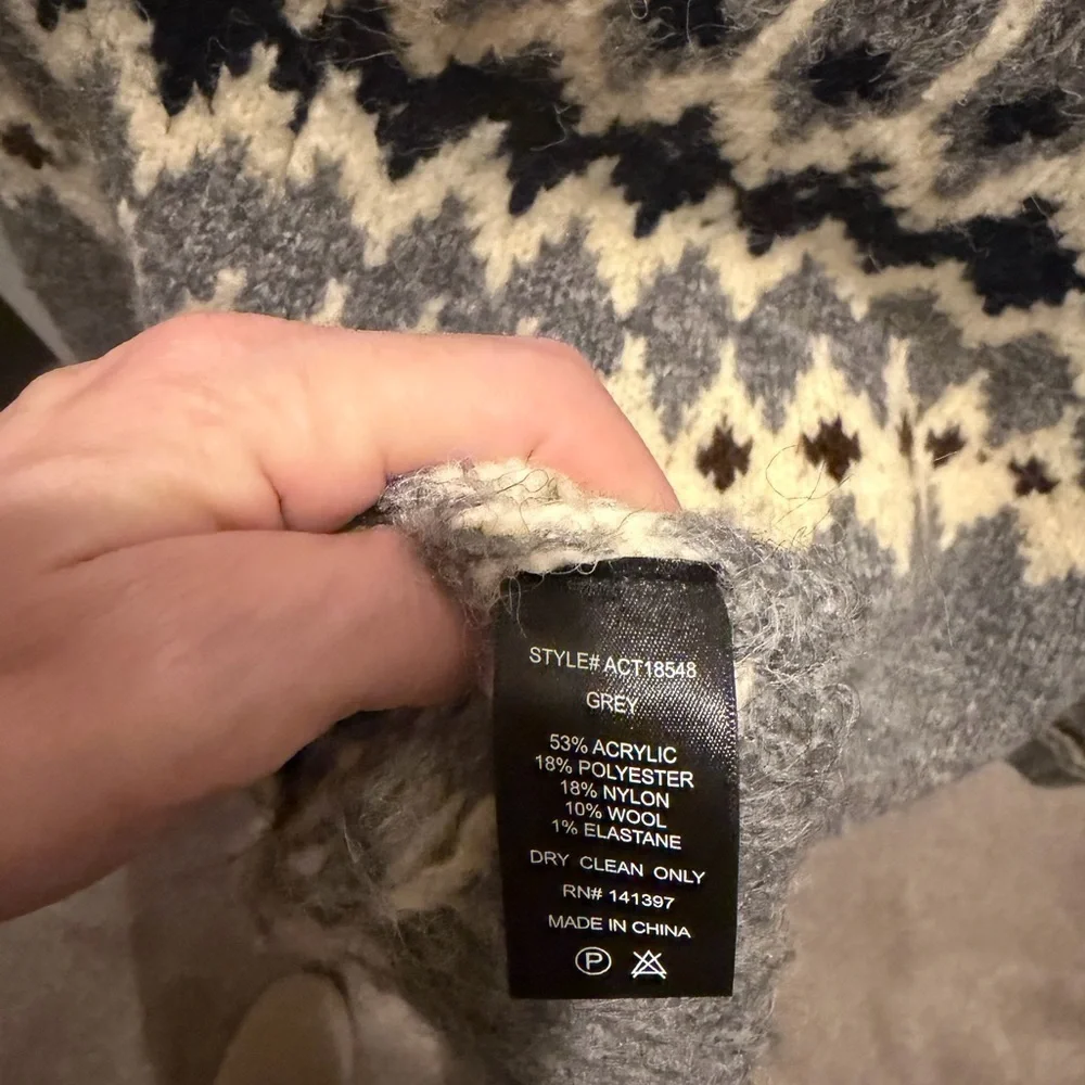 Astr Gray and Cream Feyre Fair Isle Sweater